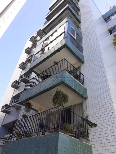 Foto 1 de Apartamento com 3 Quartos à venda, 183m² em Madalena, Recife