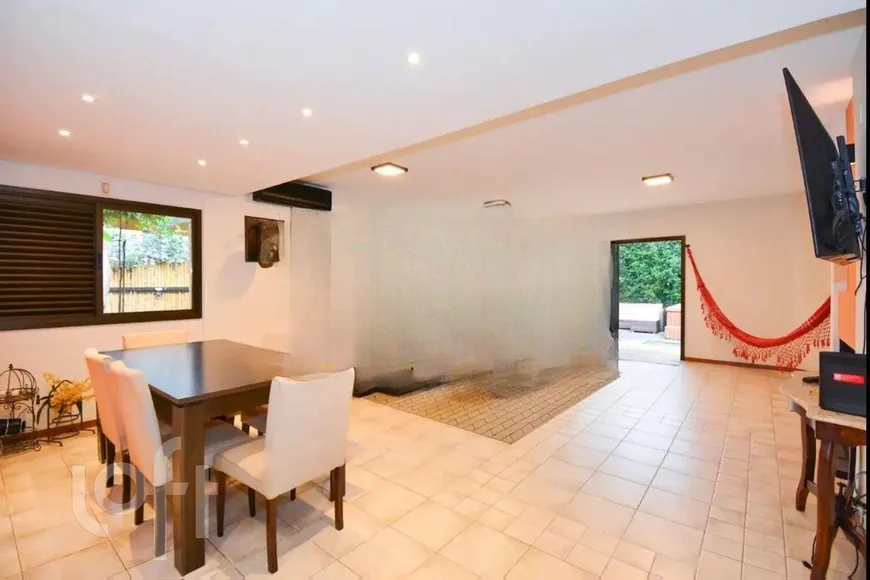Foto 1 de Casa com 5 Quartos à venda, 300m² em Lagoa da Conceição, Florianópolis