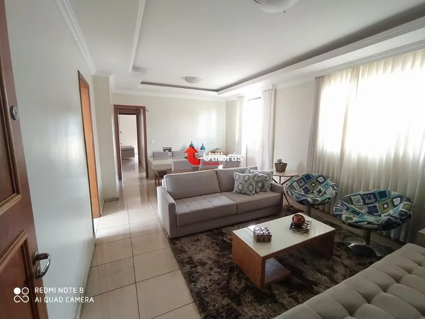 Foto 1 de Apartamento com 3 Quartos à venda, 160m² em Sagrada Família, Belo Horizonte