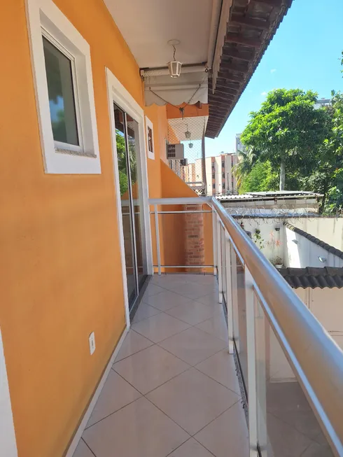 Foto 1 de Casa com 3 Quartos para alugar, 150m² em  Vila Valqueire, Rio de Janeiro