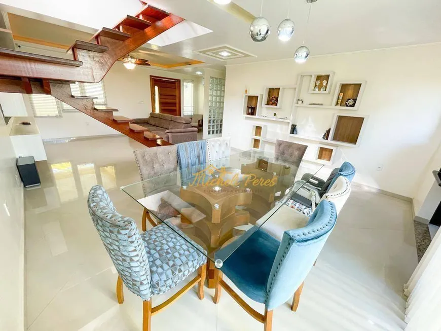 Foto 1 de Casa com 3 Quartos à venda, 313m² em Costazul, Rio das Ostras