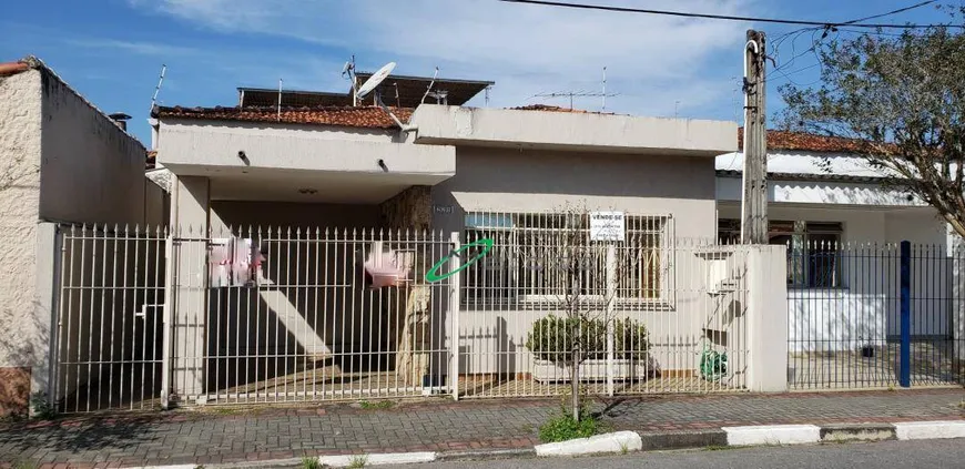 Foto 1 de Casa com 7 Quartos à venda, 337m² em Centro, Guararema