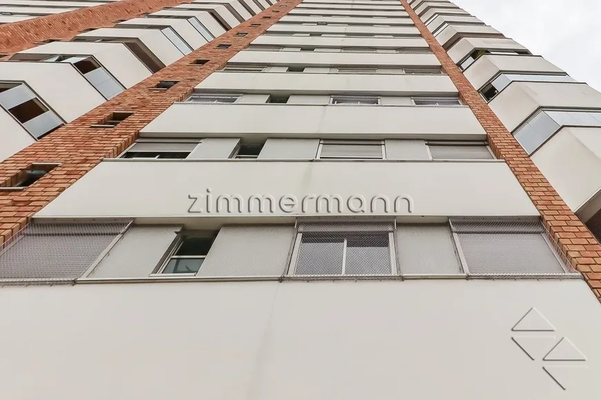 Foto 1 de Apartamento com 4 Quartos à venda, 182m² em Moema, São Paulo