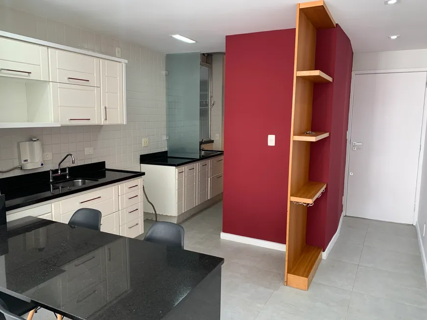 Foto 1 de Apartamento com 1 Quarto para alugar, 70m² em Botafogo, Rio de Janeiro