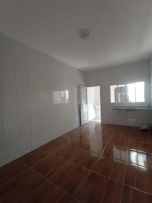 Foto 1 de Casa com 2 Quartos à venda, 270m² em Vila Carbone, São Paulo