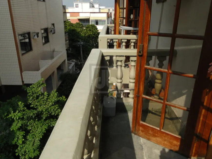 Foto 1 de Apartamento com 4 Quartos à venda, 167m² em Jardim Guanabara, Rio de Janeiro