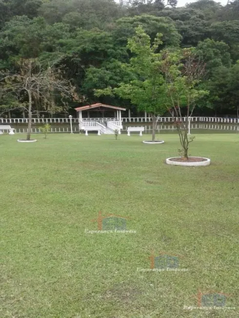 Foto 1 de Fazenda/Sítio com 4 Quartos à venda, 200m² em Lajeado, Cotia