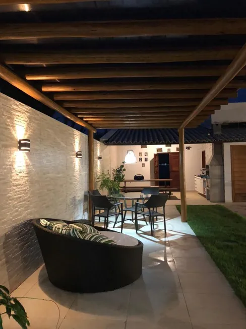 Foto 1 de Casa com 4 Quartos para alugar, 400m² em Barra Mar, Barra de São Miguel