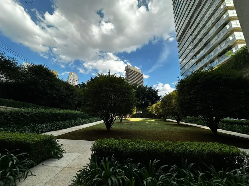 Foto 1 de Apartamento com 3 Quartos à venda, 540m² em Vila Nova Conceição, São Paulo