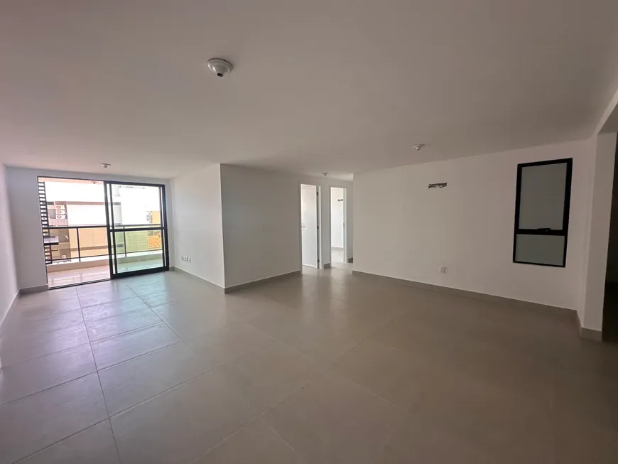 Foto 1 de Apartamento com 2 Quartos à venda, 92m² em Camboinha, Cabedelo