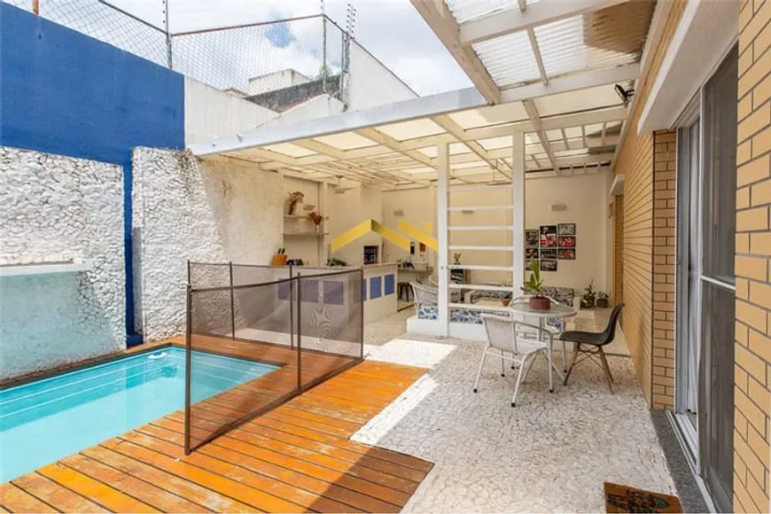 Foto 1 de Casa com 4 Quartos à venda, 223m² em Campo Belo, São Paulo