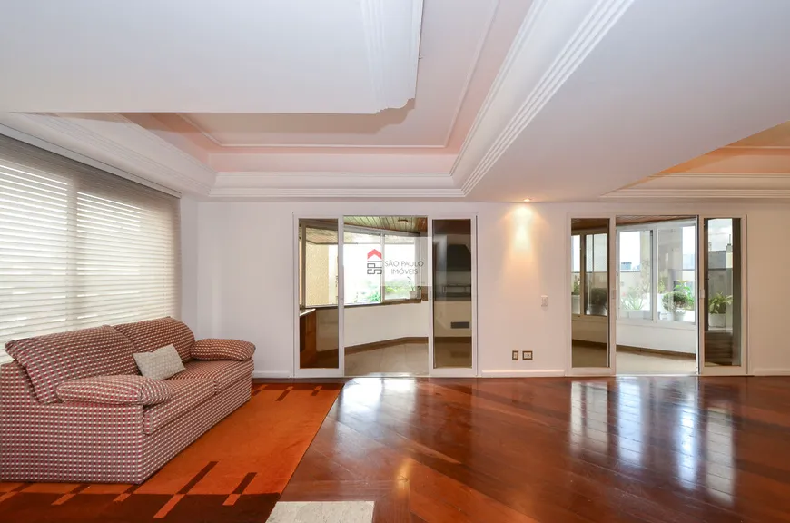 Foto 1 de Apartamento com 4 Quartos à venda, 196m² em Jardim Vitoria Regia, São Paulo