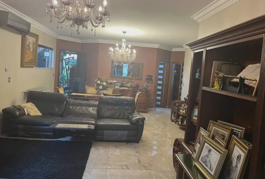 Foto 1 de Casa de Condomínio com 2 Quartos à venda, 215m² em , Jardinópolis