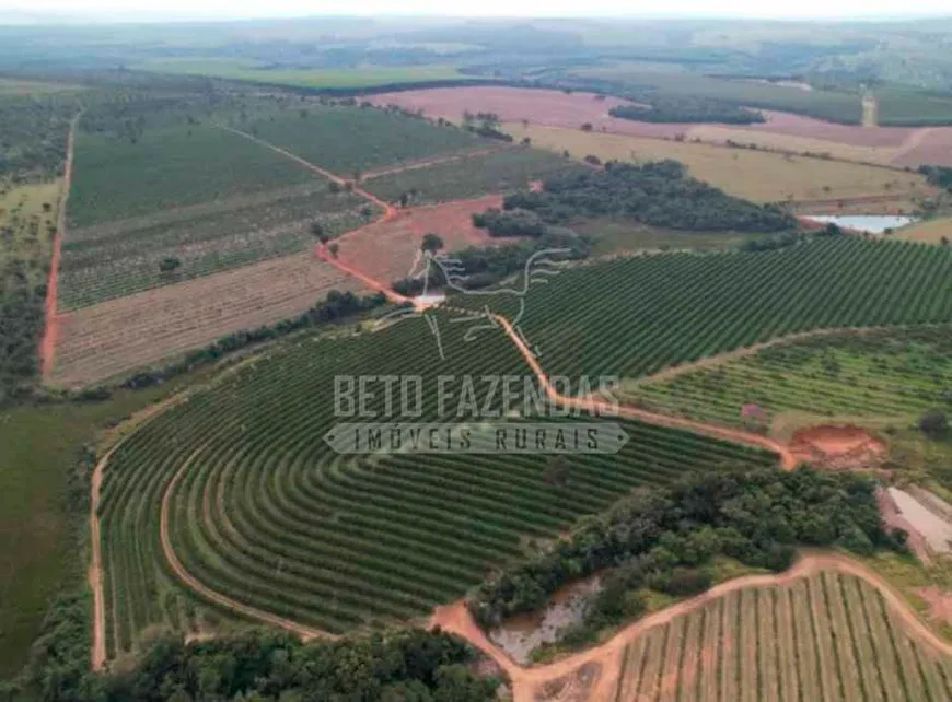 Foto 1 de Fazenda/Sítio à venda, 45700000m² em Zona Rural, Angatuba