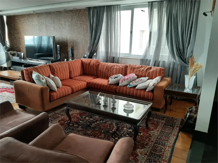 Foto 1 de Apartamento com 3 Quartos à venda, 340m² em Bela Vista, São Paulo