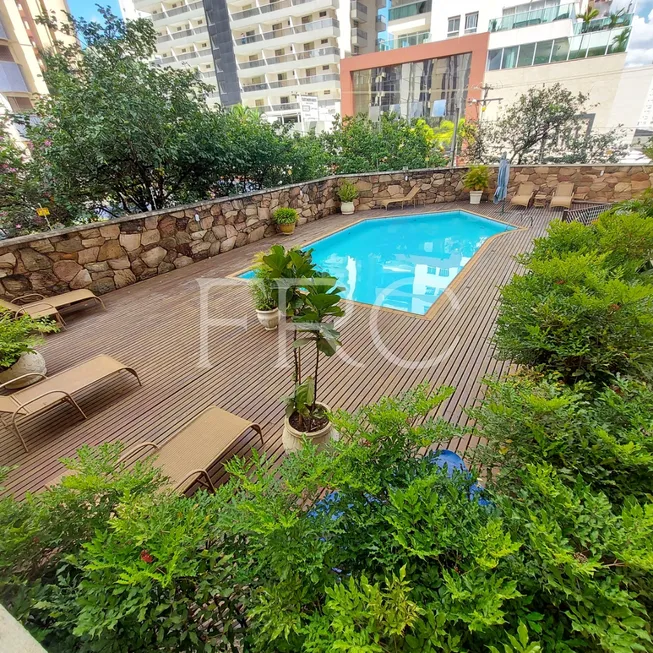 Foto 1 de Apartamento com 4 Quartos à venda, 259m² em Setor Bueno, Goiânia