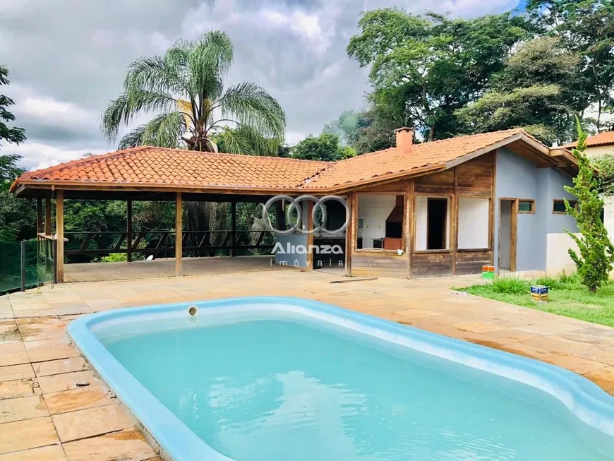 Foto 1 de Casa com 4 Quartos à venda, 445m² em Condominio Solar das Palmeiras, Esmeraldas