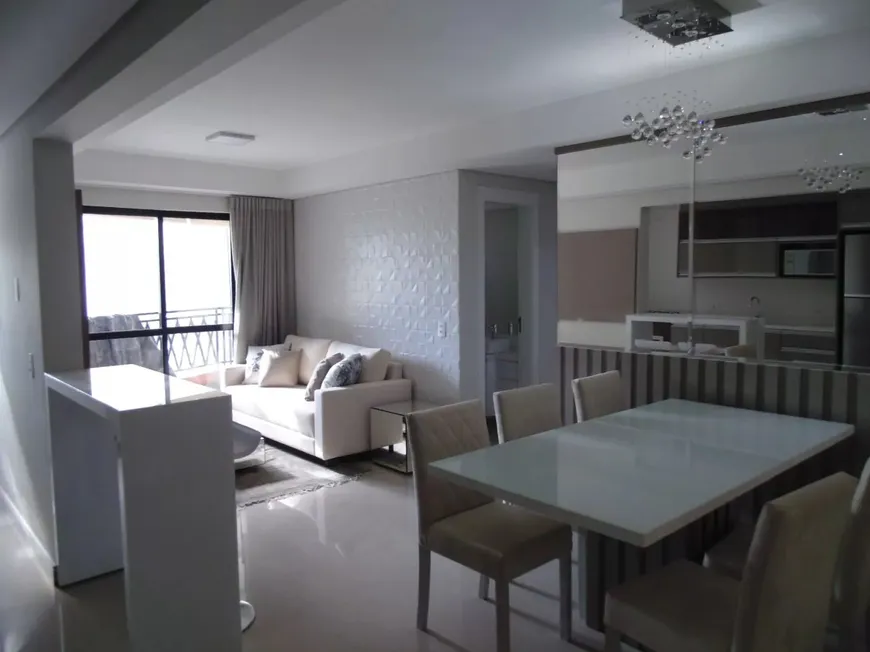 Foto 1 de Apartamento com 2 Quartos à venda, 68m² em Alto da Rua XV, Curitiba