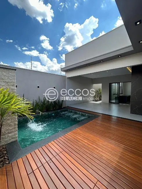 Foto 1 de Casa com 3 Quartos à venda, 264m² em Joquei Clube, Araguari