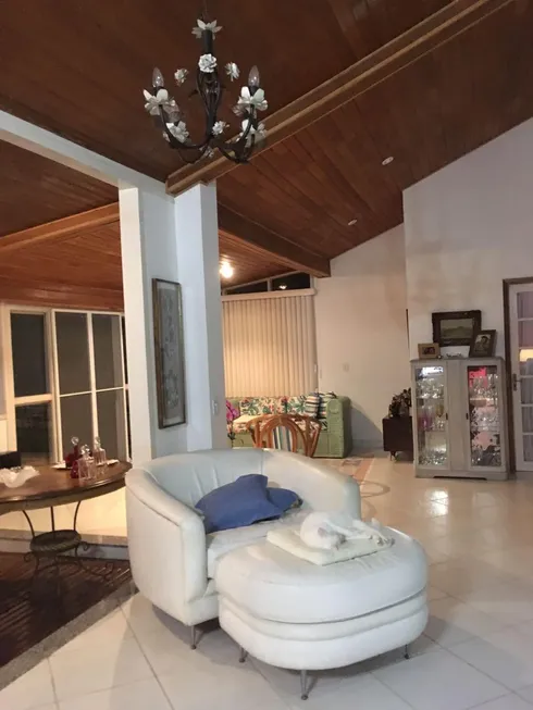 Foto 1 de Casa de Condomínio com 3 Quartos à venda, 200m² em Maravista, Niterói