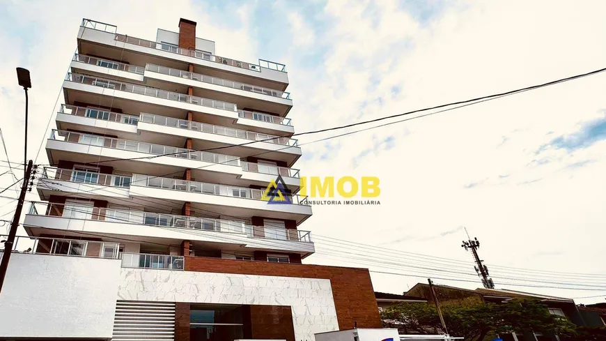 Foto 1 de Apartamento com 3 Quartos à venda, 105m² em Centro, Guaratuba