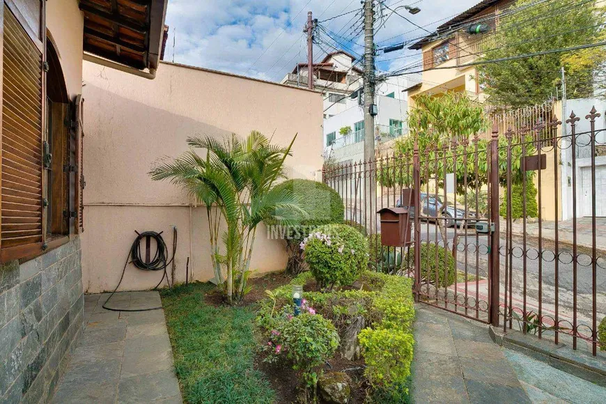 Foto 1 de Casa com 4 Quartos à venda, 334m² em Santa Lúcia, Belo Horizonte