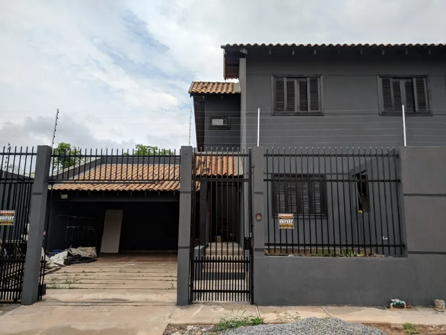 Foto 1 de Sobrado com 4 Quartos para alugar, 275m² em Santa Marta, Cuiabá