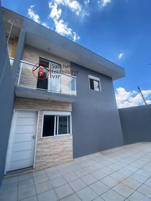 Foto 1 de Sobrado com 2 Quartos à venda, 70m² em Vila União, São Paulo