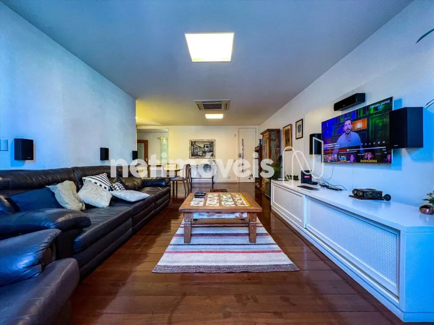 Foto 1 de Apartamento com 4 Quartos à venda, 150m² em Praia do Canto, Vitória