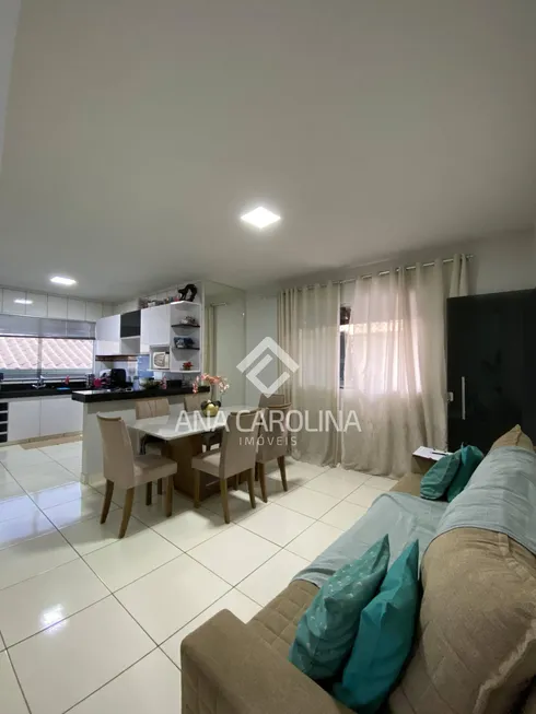 Foto 1 de Casa com 3 Quartos à venda, 150m² em Lourdes, Montes Claros