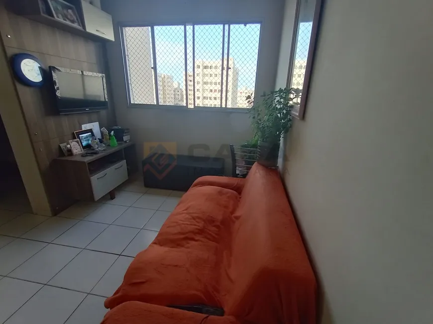 Foto 1 de Apartamento com 2 Quartos à venda, 46m² em São Patrício, Serra