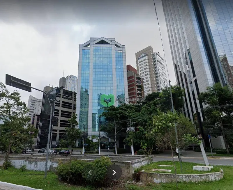 Foto 1 de Sala Comercial para alugar, 300m² em Itaim Bibi, São Paulo