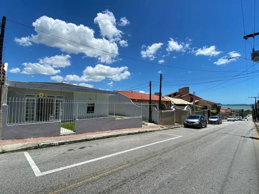 Foto 1 de Casa com 4 Quartos à venda, 91m² em Jardim Cidade de Florianópolis, São José