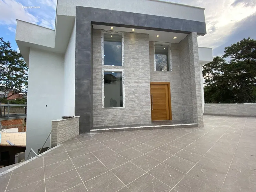 Foto 1 de Casa com 3 Quartos à venda, 230m² em Estoril, Belo Horizonte