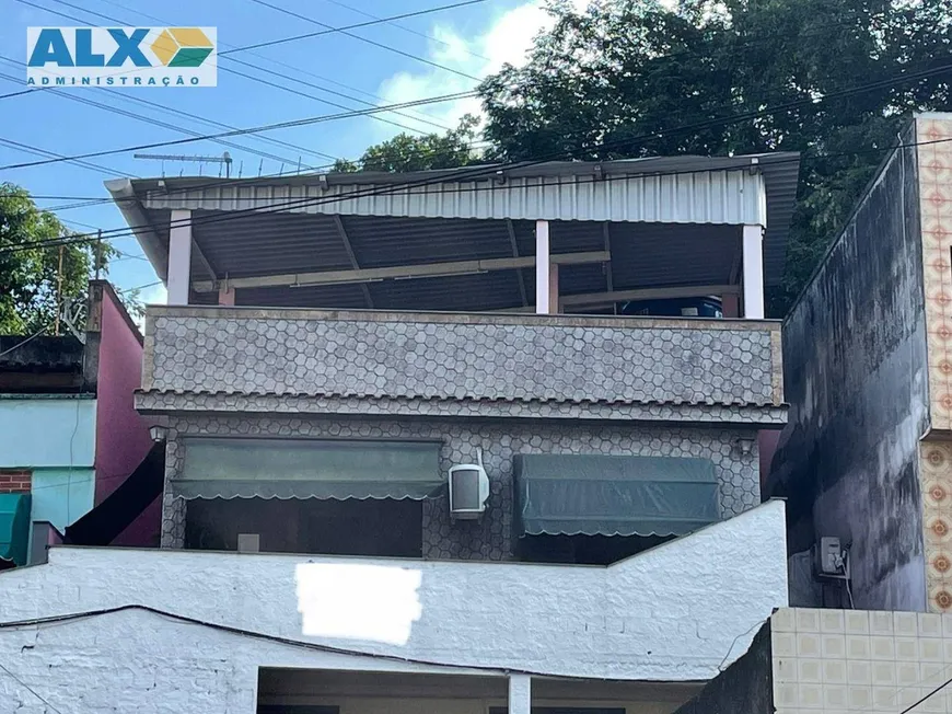 Foto 1 de Casa com 3 Quartos à venda, 300m² em Pita, São Gonçalo