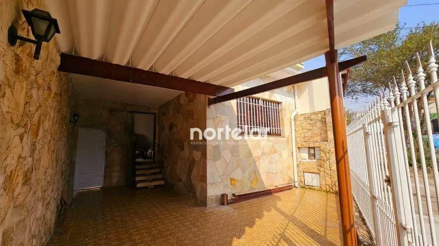 Foto 1 de Casa com 2 Quartos à venda, 178m² em Vila Mangalot, São Paulo