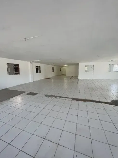 Foto 1 de Galpão/Depósito/Armazém para alugar, 1800m² em Imbiribeira, Recife