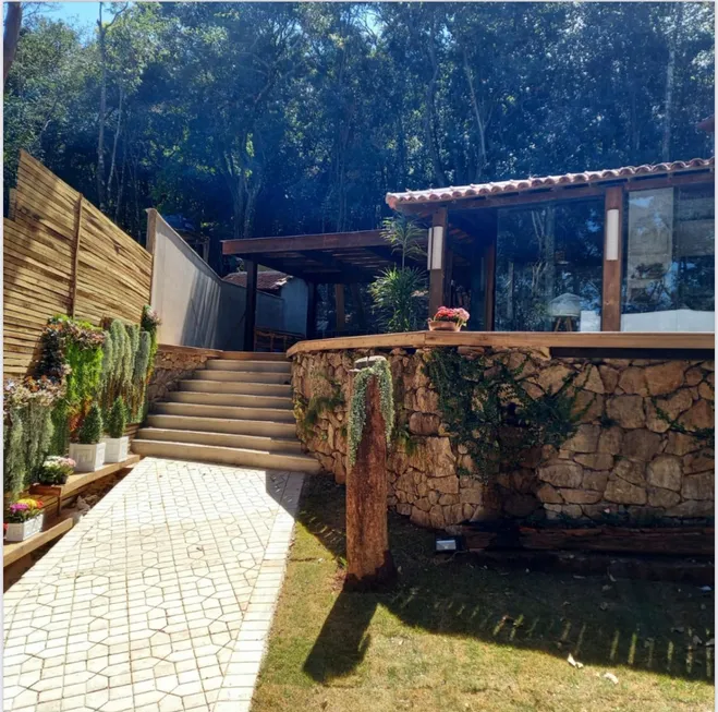 Foto 1 de Casa com 3 Quartos à venda, 1560m² em Condomínio Retiro do Chalé, Brumadinho