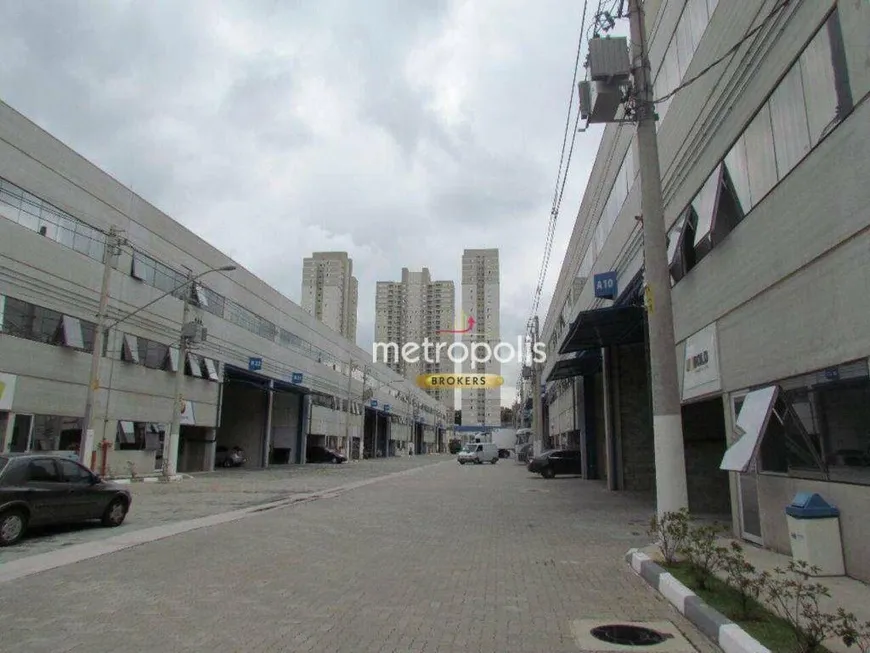 Foto 1 de Galpão/Depósito/Armazém para alugar, 1025m² em Piraporinha, Diadema