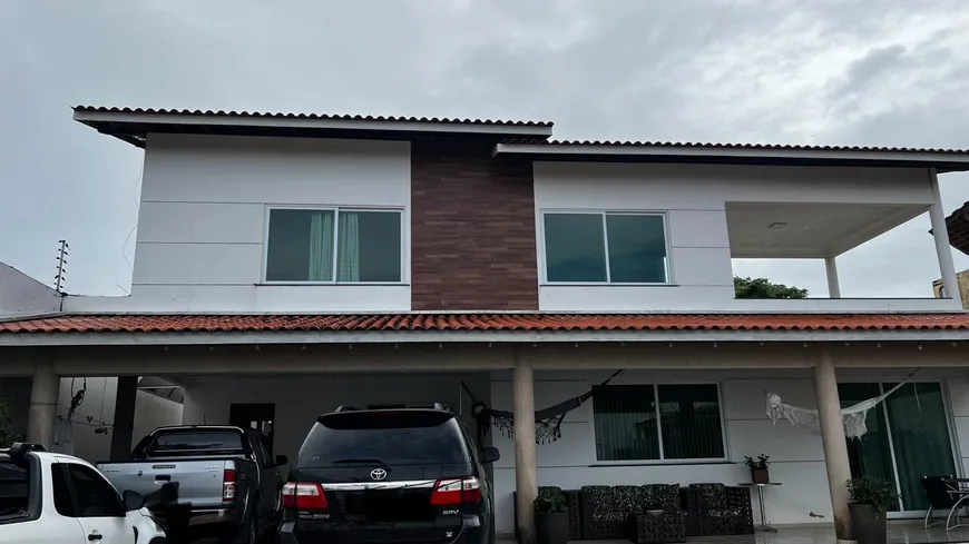 Foto 1 de Casa com 4 Quartos para alugar, 792m² em Calhau, São Luís