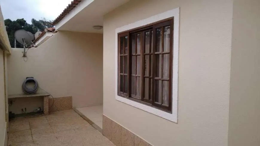 Foto 1 de Casa de Condomínio com 2 Quartos à venda, 70m² em Parque Ambai, Nova Iguaçu