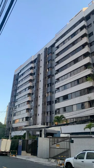 Foto 1 de Apartamento com 4 Quartos à venda, 132m² em Caminho Das Árvores, Salvador