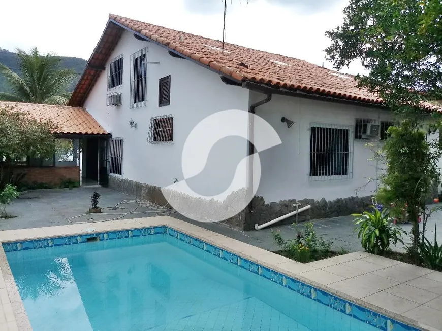 Foto 1 de Casa com 4 Quartos à venda, 292m² em Piratininga, Niterói