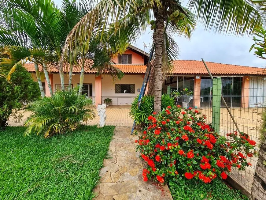 Foto 1 de Fazenda/Sítio com 4 Quartos à venda, 350m² em Pereiras, Limeira