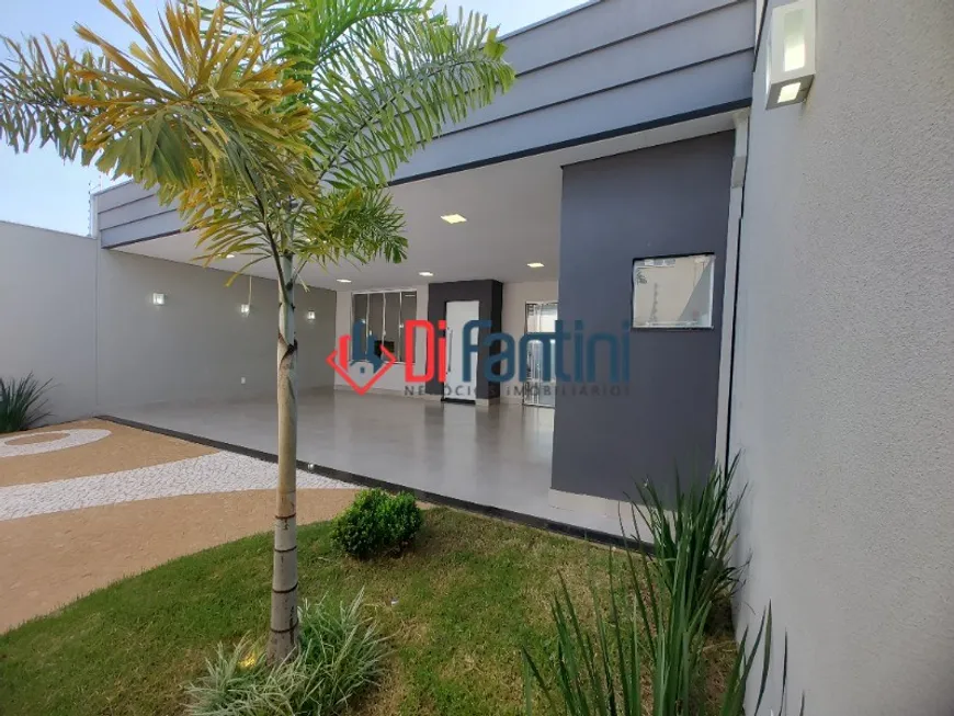 Foto 1 de Casa com 3 Quartos à venda, 200m² em Jardim Aranha Oliveira, Santa Bárbara D'Oeste