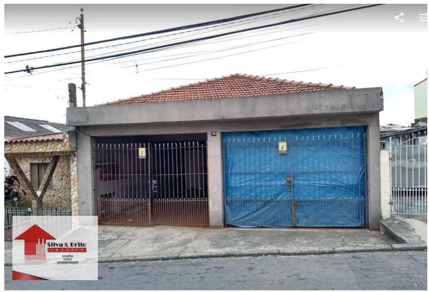 Foto 1 de Casa com 2 Quartos à venda, 200m² em Vila Talarico, São Paulo