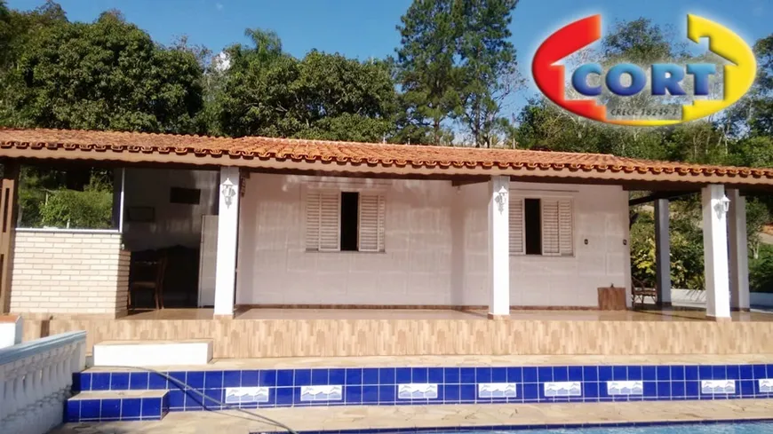 Foto 1 de Fazenda/Sítio com 3 Quartos à venda, 140m² em Santa Isabel, Santa Isabel
