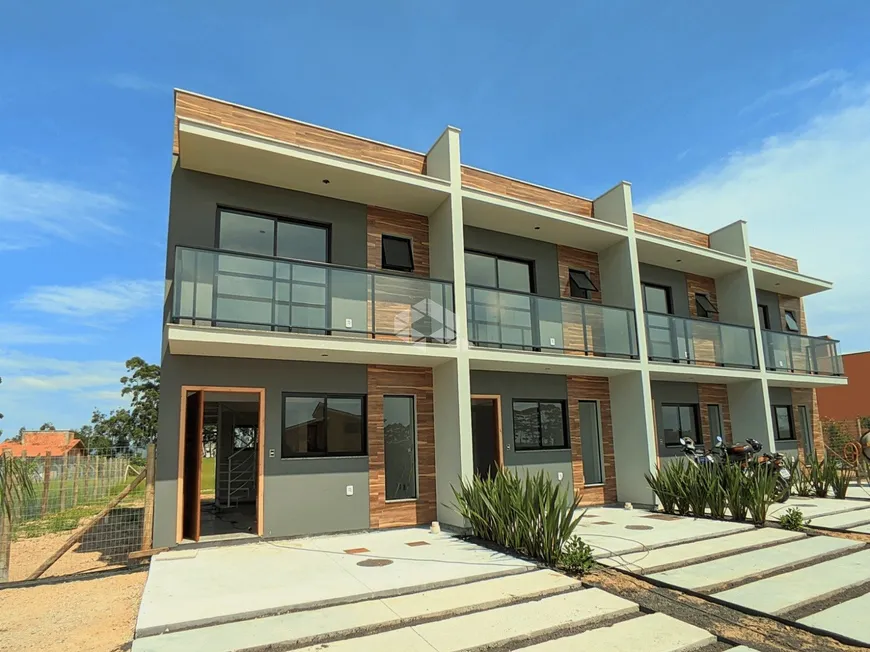 Foto 1 de Casa com 2 Quartos à venda, 76m² em Alto Arroio, Imbituba