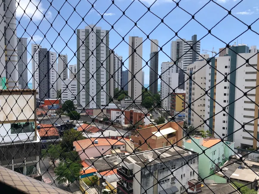 Foto 1 de Apartamento com 3 Quartos à venda, 105m² em Boa Viagem, Recife