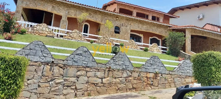 Foto 1 de Casa com 4 Quartos à venda, 400m² em Arujá Country Club, Arujá